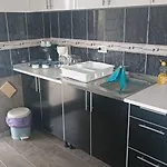 Lux Centar 아파트