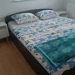 아파트 Lux Centar