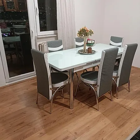 Lux Centar * Szarajevó